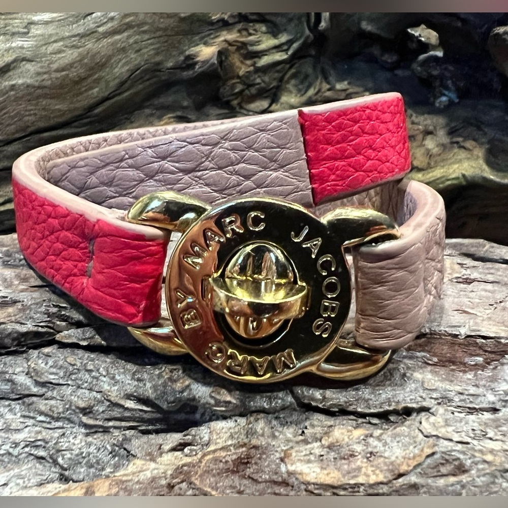 Marc by Marc Jacob Katie Leather Bracelet Double Wrap Red Tan Gold Turnlock S